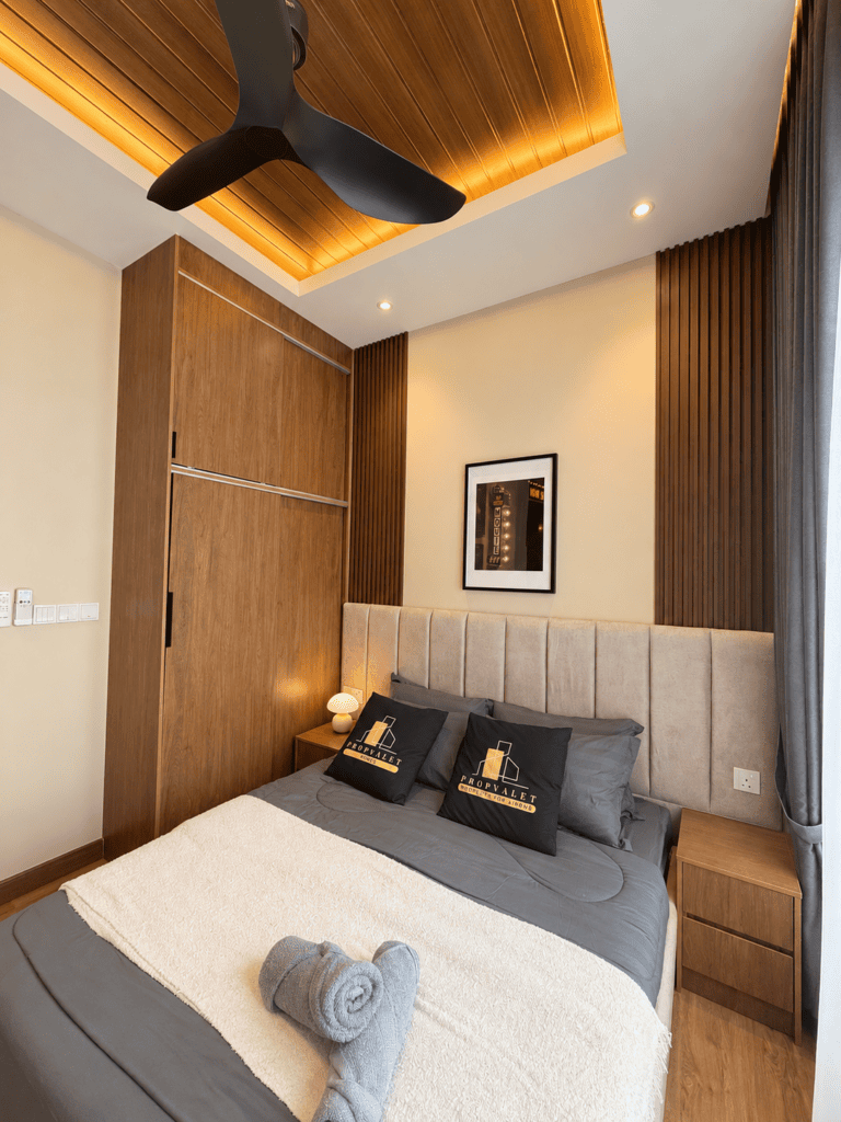 Warm, refined interior property photo 3